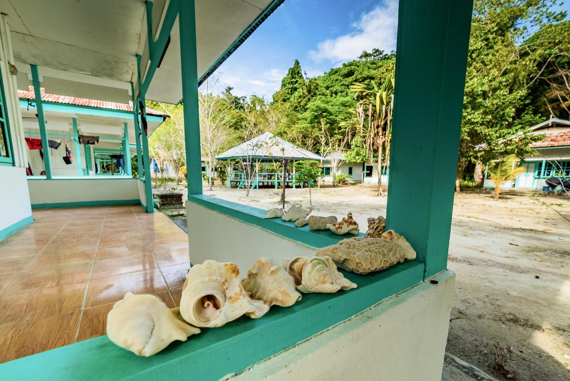 Scuba Republic Beach Bungalows Tapokreng Exterior foto