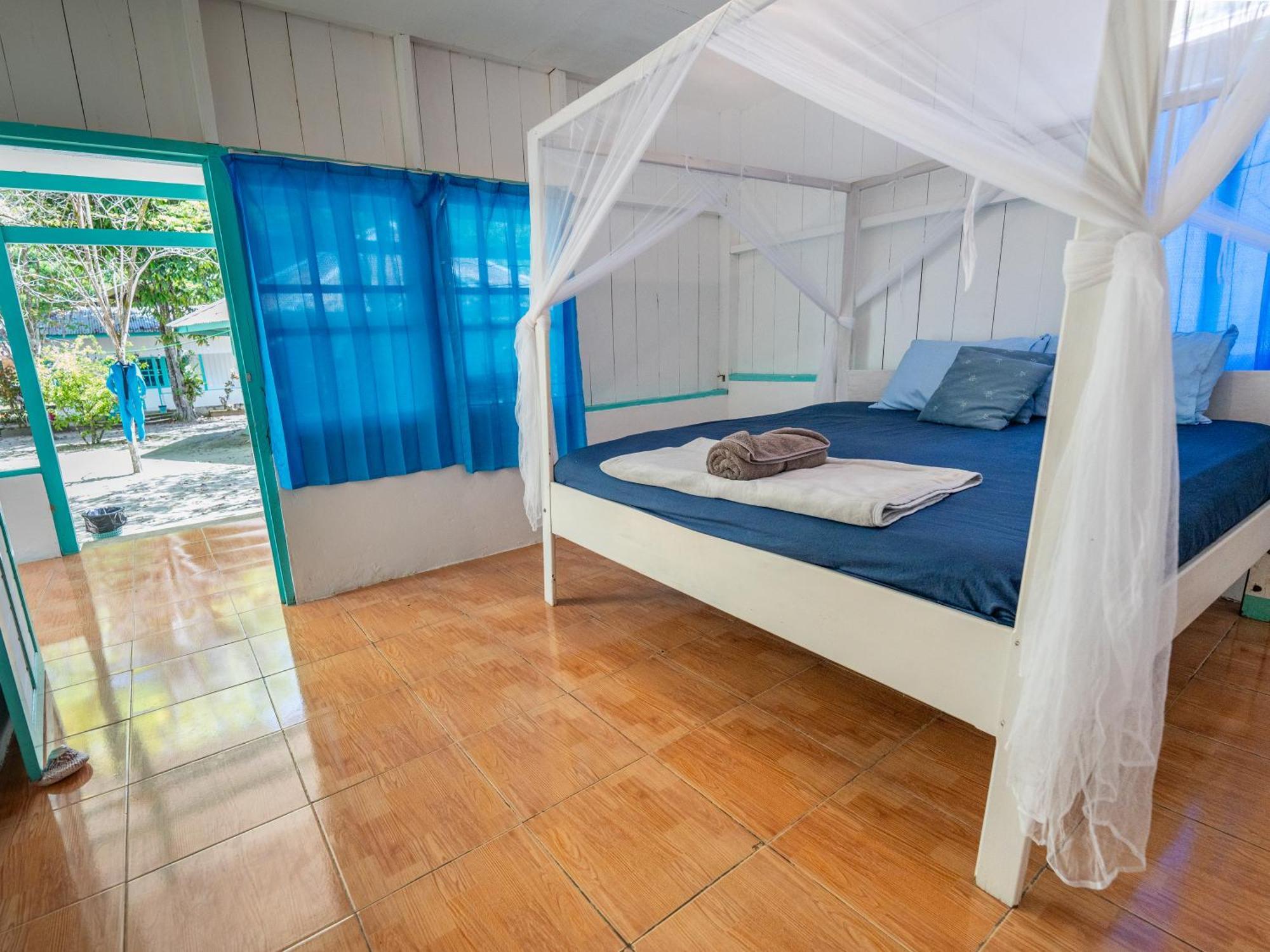Scuba Republic Beach Bungalows Tapokreng Exterior foto